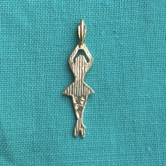 🩰 Vintage Solid 14k Gold Dancer Ballerina Charm or Pendant - Picture 2 of 3